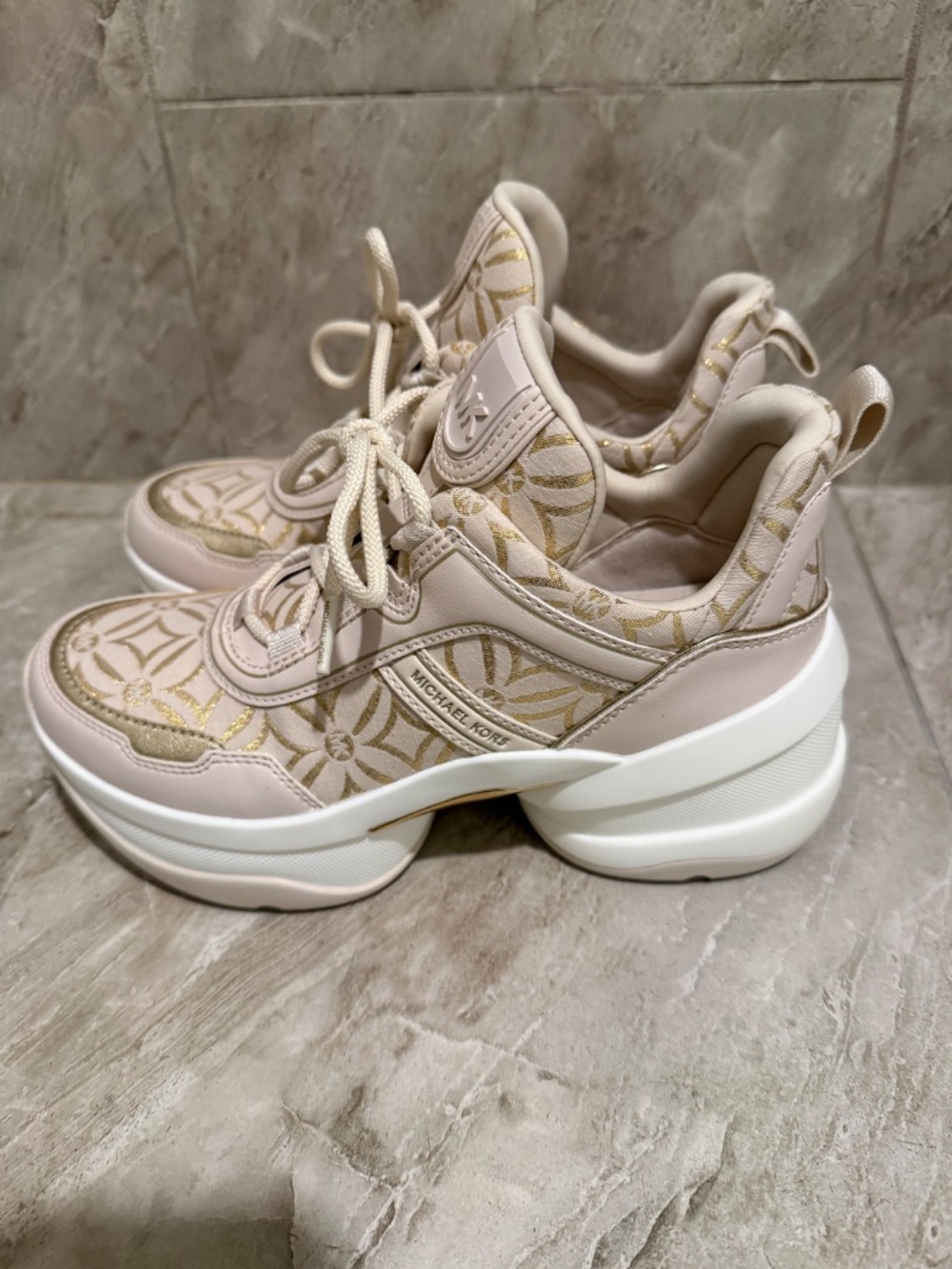 Michael Kors Olympia espadrille in metallic jacquard with logo - Picture 3 of 7